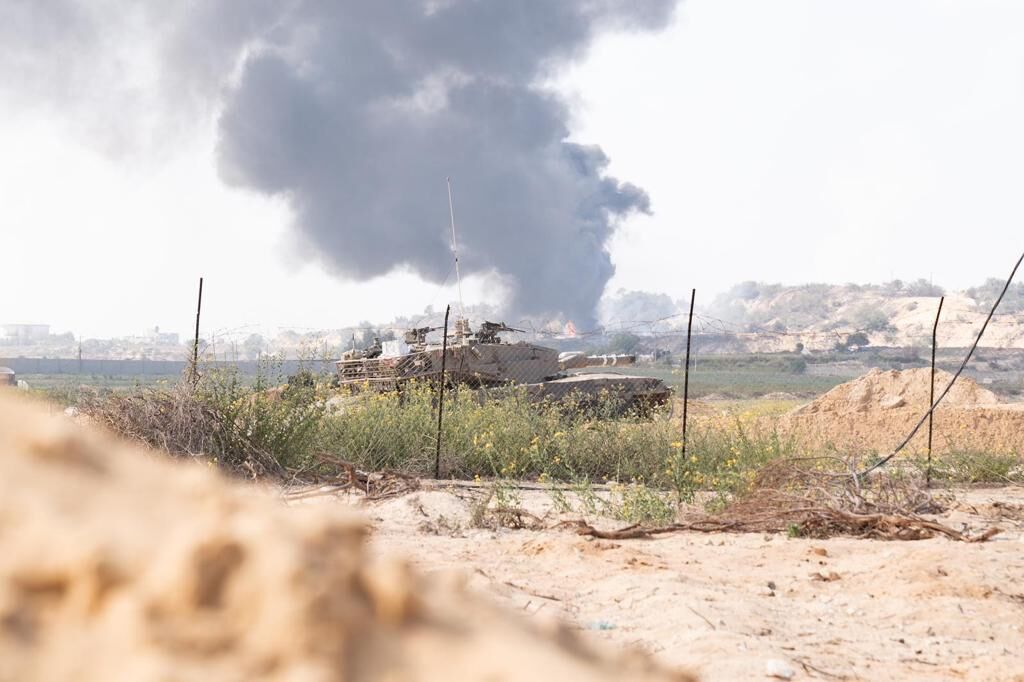 انهدام سه خودروی ارتش رژیم اسرائیل در نوار غزه