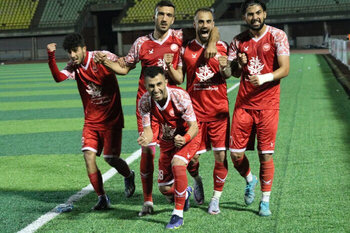 پیروزی شیرین ملوان، شکست سنگین داماش، صدرنشینی سپیدرود