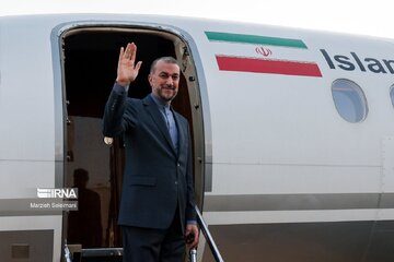 Le chef de la diplomatie iranienne part pour Damas