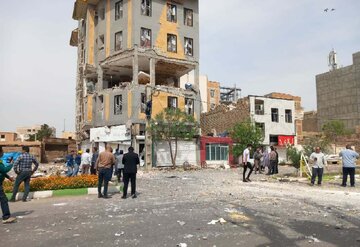 انفجار منزل مسکونی در گرمسار با سه مصدوم + فیلم