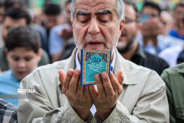 El pueblo de Teherán apoya a la nación palestina en la oración de hoy del Eid al-Fitr
