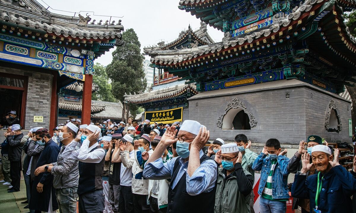 中国穆斯林群众开斋节视频报道