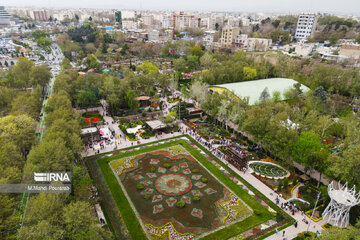 Iran : le Festival des tulipes à Karaj