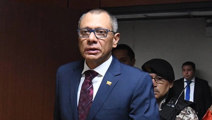 معاون سابق رئیس جمهوری اکوادور اقدام به خودکشی کرد
