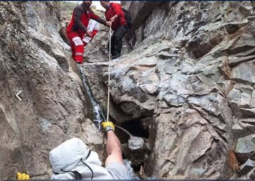 ۲ کوهنورد مفقود شده در ارتفاعات شهرستان کوثر نجات یافتند