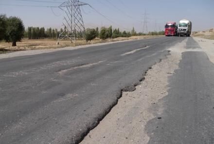 شاهراه قندهار-هرات و اسپین‌بولدک بر اثر بارندگی‌ها مسدود شد