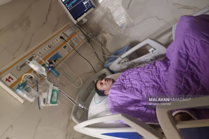 سرمربی ملوان در بیمارستان بستری شد + عکس