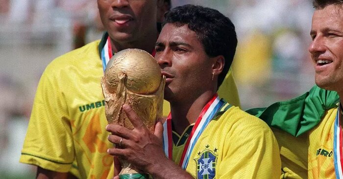 تبریک رهبر انقلاب به قهرمانان کشتی در روز رسیدن سهمیه المپیک ایران به ۲۱