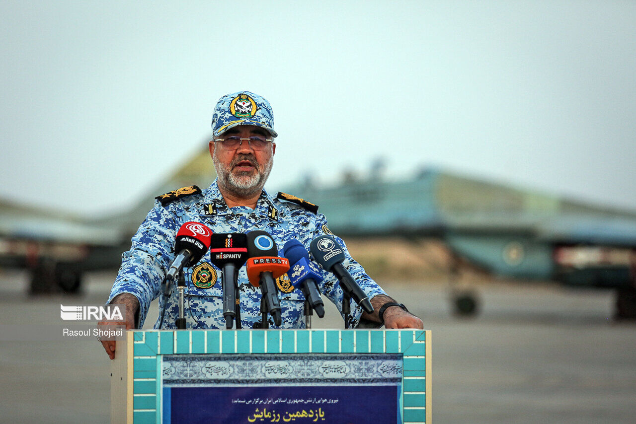 İran Ordusu Hava Kuvvetleri Komutanı: Stratejik hata yaparsanız Suhoy Su-24 ile yanıt veririz