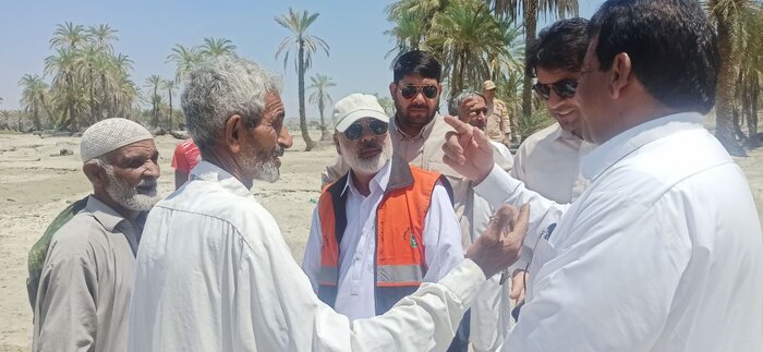 فیلم | بازدید استاندار سیستان و بلوچستان از مناطق سیل‌زده نیکشهر
