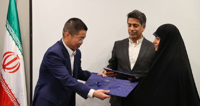 جایگزینی ۲ هزار خودرو برقی با تاکسیهای فرسوده تهران