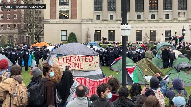 تظاهرات در حمایت از فلسطین ها در دانشگاه کلمبیای آمریکا برای پنجمین روز متوالی ادامه یافت