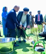 صدر ایران نے پاکستان کے وزیراعظم ہاوس میں دوستی کا پودا لگایا