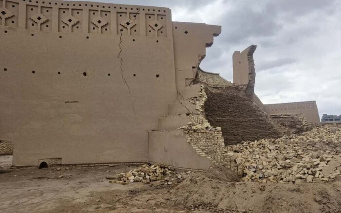 مرمت غیراصولی بلای جان یخدان محمودآباد سیرجان