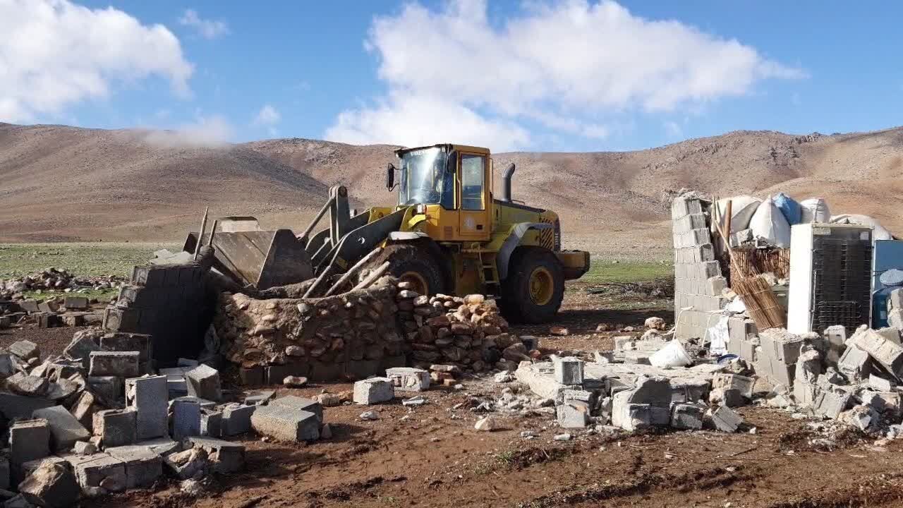 ۷۰ هکتار اراضی ملی در استهبان از چنگال زمین خواران آزاد شد