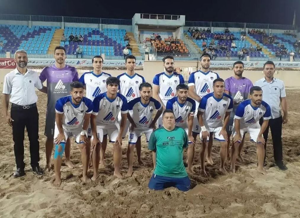 بلاتکلیفی تیم فوتبال ساحلی صدرشیمی یزد در لیگ کشور