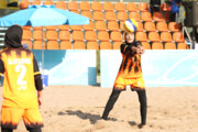 رقابت‌های تور آزاد والیبال ساحلی بانوان به میزبانی قشم آغاز شد