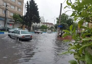 فیلم| آبگرفتگی خیابان‌های گنبدکاووس با بارش باران بهاری