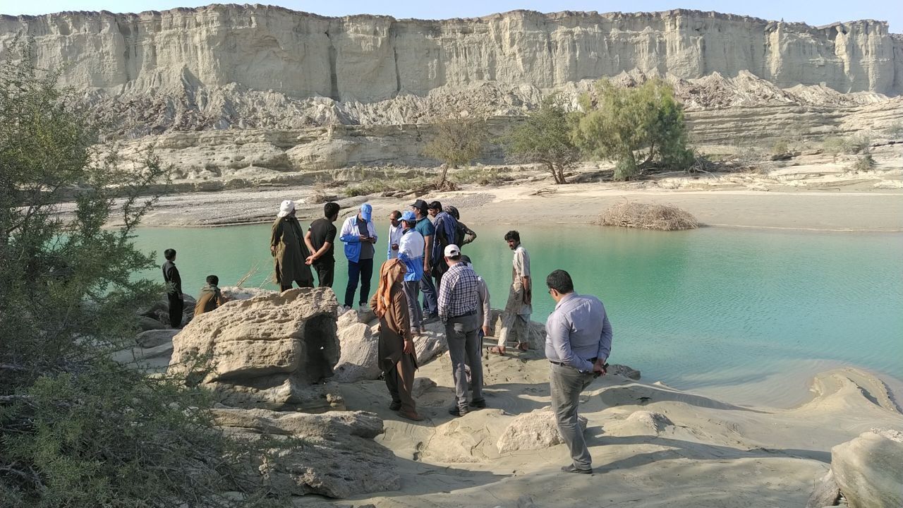 طرح اضطراری برای برقراری آب در ۲۸ روستای سیلزده زرآباد آغاز شد