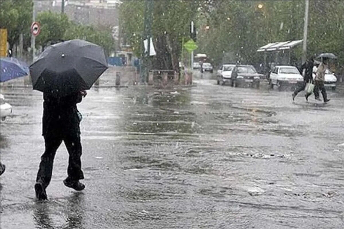  ۲۰۳ میلی‌متر باران در سال آبی جاری  در فارس بارید