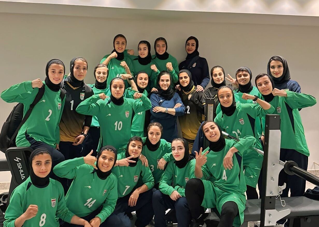 Irans Fußballspielerinnen werden Meisterinnen im CAFA-Turnier