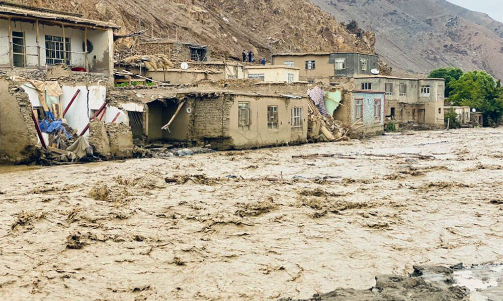سیل در افغانستان  هشت کشته برجای گذاشت