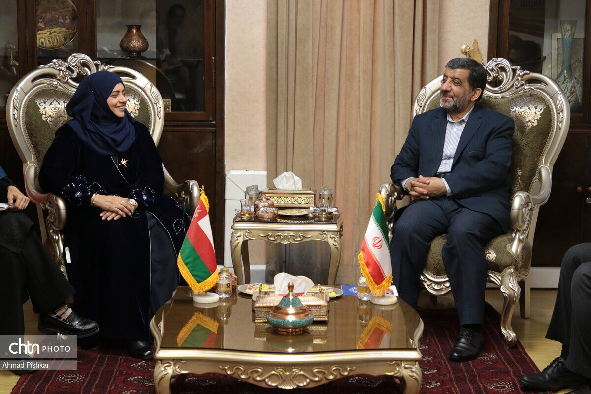 Iran, Oman discuss ways to expand tourism ties