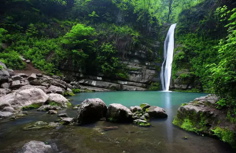 آبشار شیرآباد گلستان؛ نگین پنهان در جنگل‌های هیرکانی