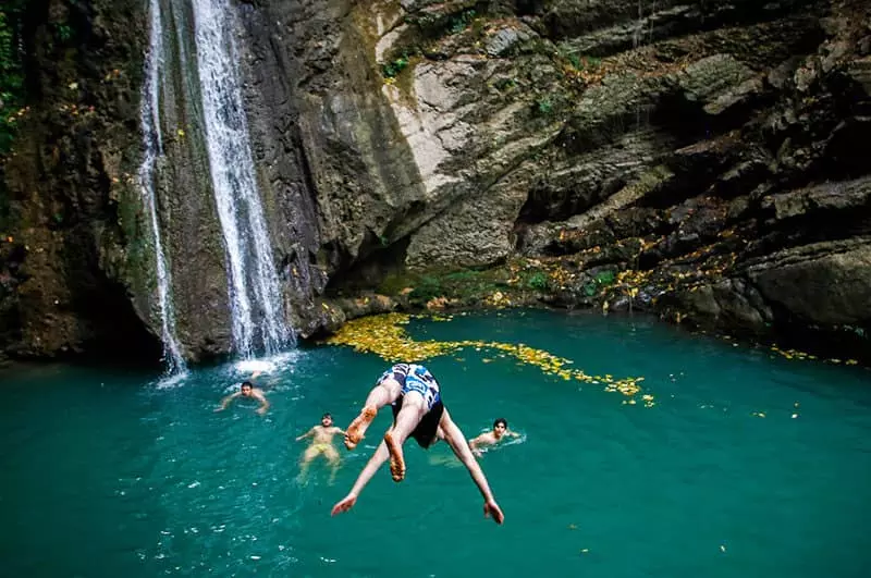 آبشار شیرآباد گلستان؛ نگین پنهان در جنگلهای هیرکانی