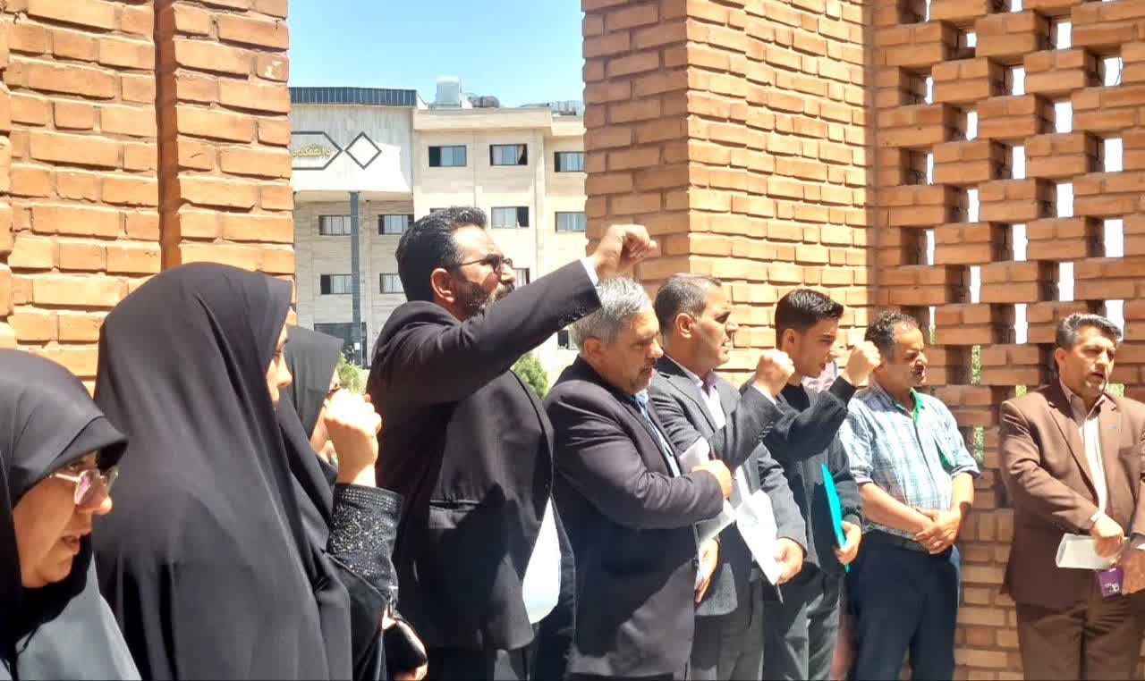 خیزش دانشجویان دانشگاه آزاد واحد تهران شرق در حمایت از مردم فلسطین