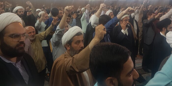 عضو هیات رئیسه مجلس خبرگان: حکومتهای منطقه با جبهه مقاومت همراهی کنند