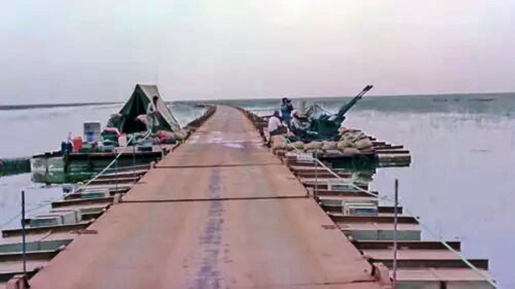 فیلم| بازسازی پل بعثت دفاع مقدس در یزد