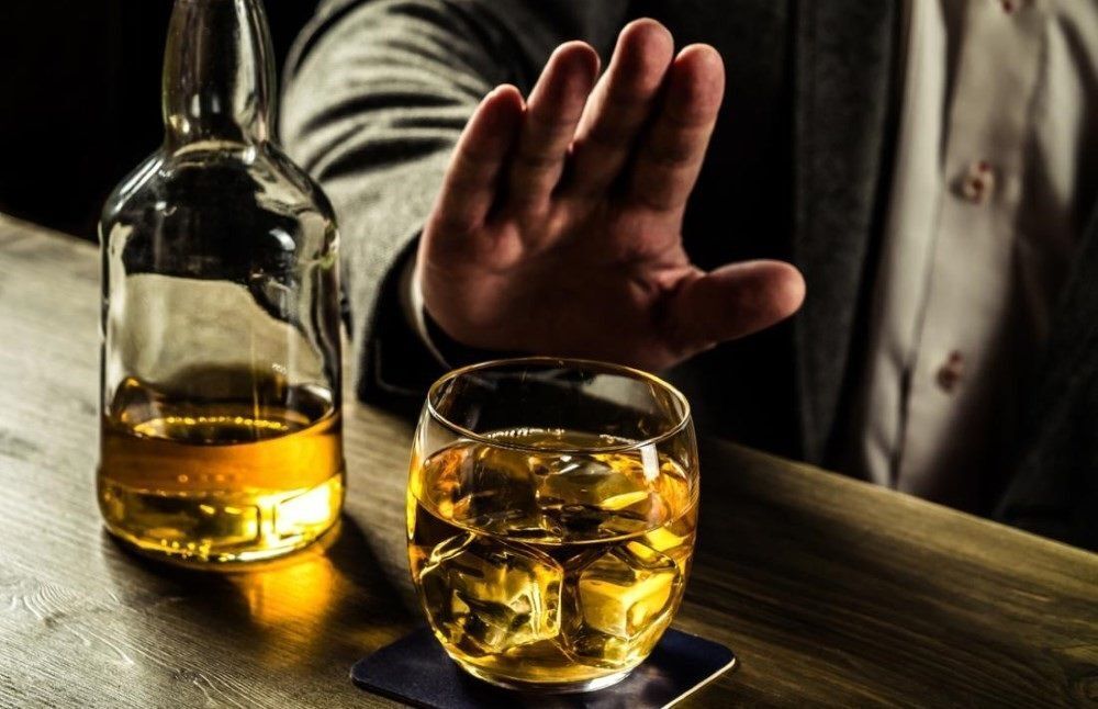 مصرف مشروبات الکلی اتانول نیز موجب مرگ می‌شود