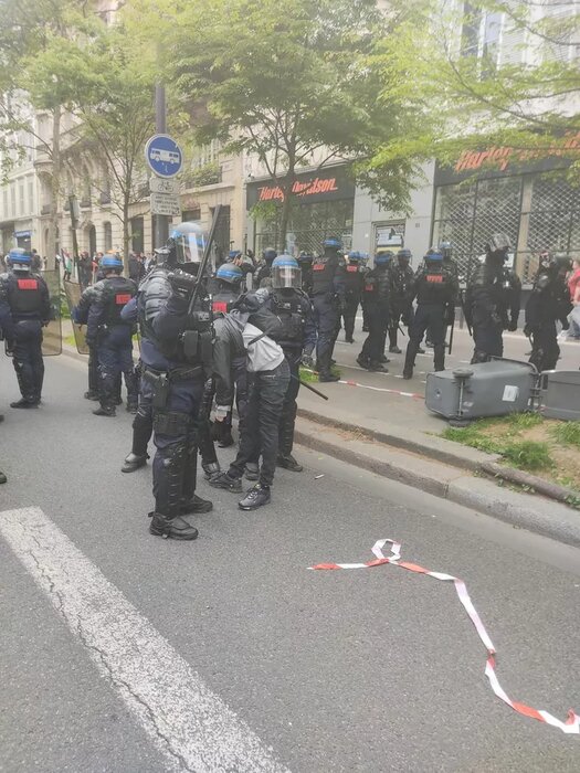 خشم پلیس فرانسه از حضور حامیان فلسطین در تظاهرات روز جهانی کارگر