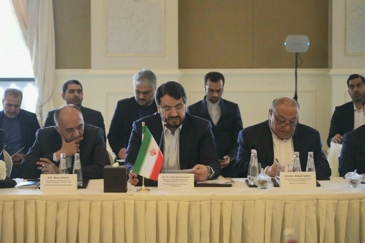 وزير الطرق الايراني : الفرص متاحة لتطوير تجارة الترانزيت بين ايران والامارات ودخول الاسواق الشمالية والجنوبية