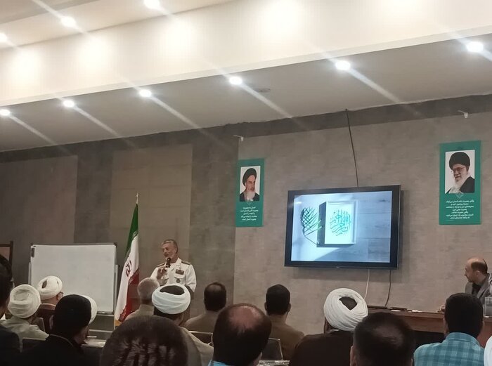 دریادار سیاری: تزریق فرهنگ استکباری برای جلوگیری از پیشرفت است