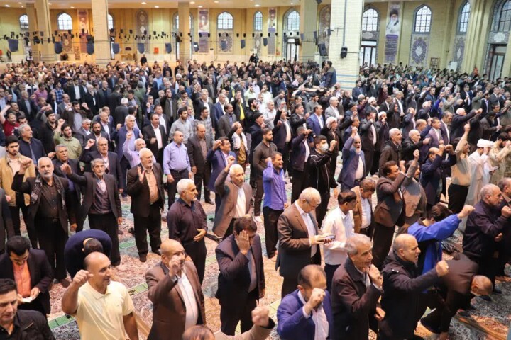 امام جمعه ایلام: استکبار جهانی کِشته‌ی خود را در خیابان‌ها و دانشگاه‌هایشان درو می کند