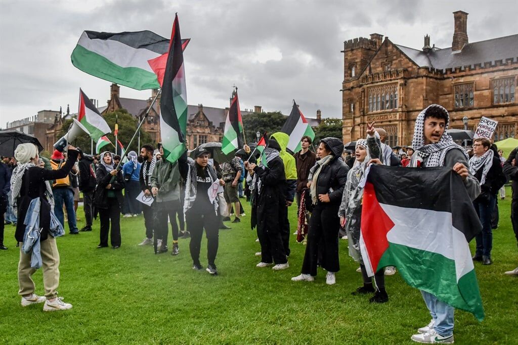 Avustralya üniversitelerinde Filistin'e destek gösterileri düzenledi