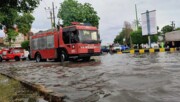 تخلیه آب ۲۰ واحد مسکونی دچار آبگرفتگی و امدادرسانی به ۳۰ خودرو در دزفول