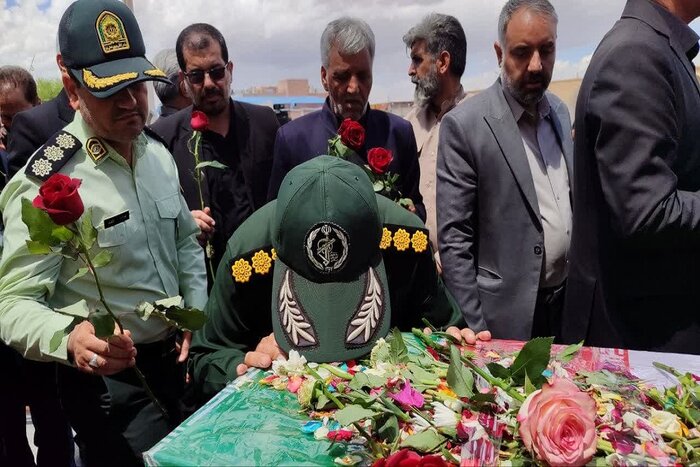 پیکر شهید محمد مهدی فانی در بشرویه آرام گرفت + فیلم