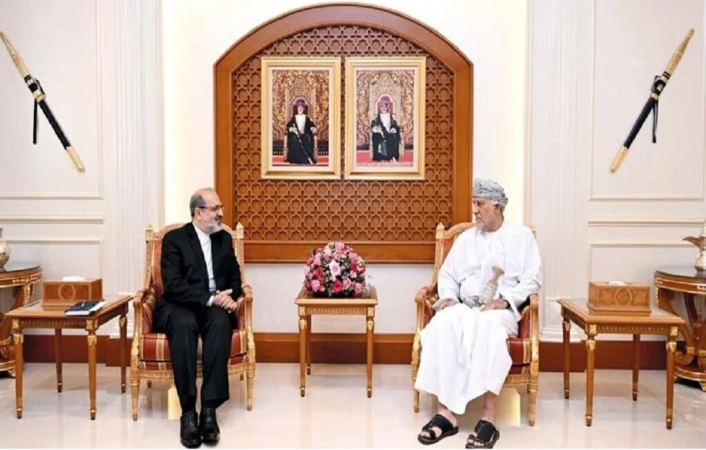 دیدار سفیر ایران با معاون نخست وزیر عمان در امور دفاعی