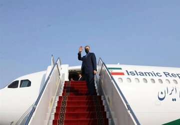 Le chef de la diplomatie iranienne quitte Banjul pour Téhéran