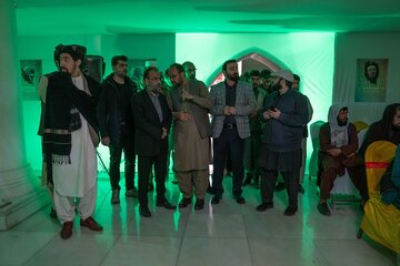 بازدید معاون سفارت ایران از  نمایشگاه قرآن