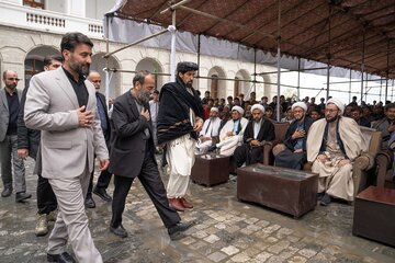بازدید معاون سفارت ایران از  نمایشگاه قرآن