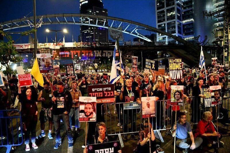 Netanyahu in midst of public, far-right allies’ pressures