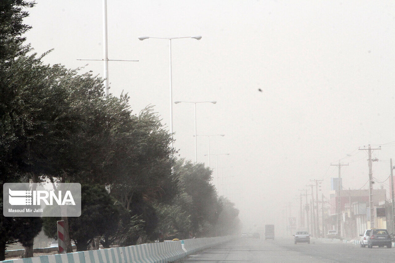 هواشناسی اصفهان درباره وزش باد شدید هشدار زرد صادر کرد