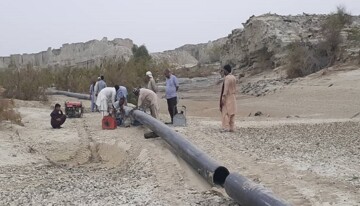 شبکه آب ۲۸ روستای سیل‌زده زرآباد و کنارک متصل شد