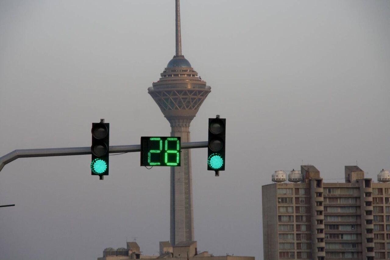 استفاده از کابل دیتا به جای کابل سیگنال در چراغ‌های راهنمایی پایتخت