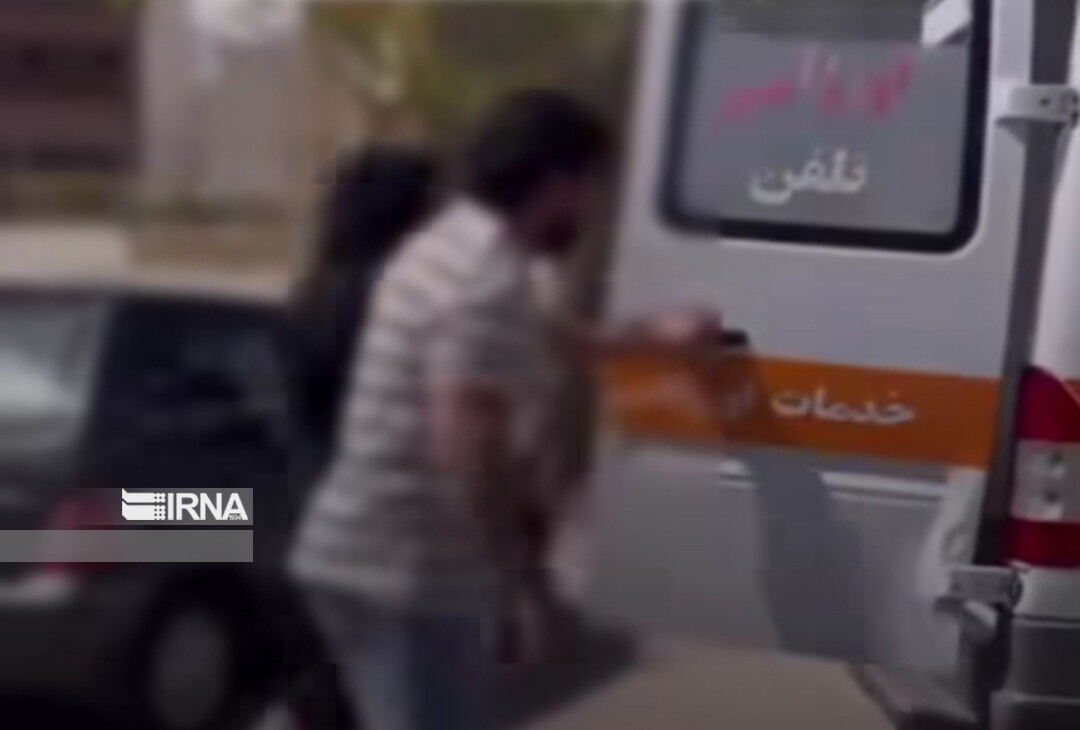 استفاده بلاگر اینستاگرامی از آمبولانس شیراز غیرقانونی بود