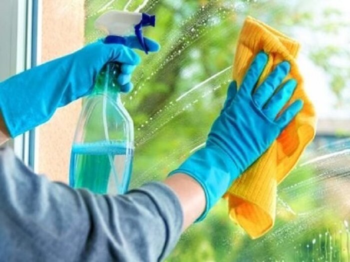 حفظ درخشش آینه با روش صحیح پاک کردن